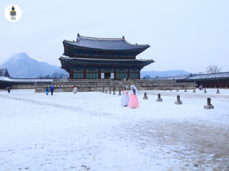 10_ที่เที่ยวเกาหลีหน้าหนาว_พระราชวังคยองบกกุง